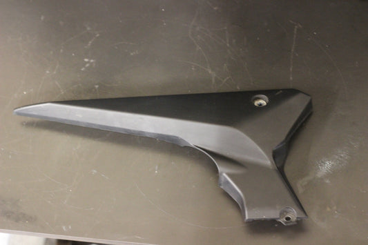 Carénage sous selle droit Yamaha XJ6 2008-2016