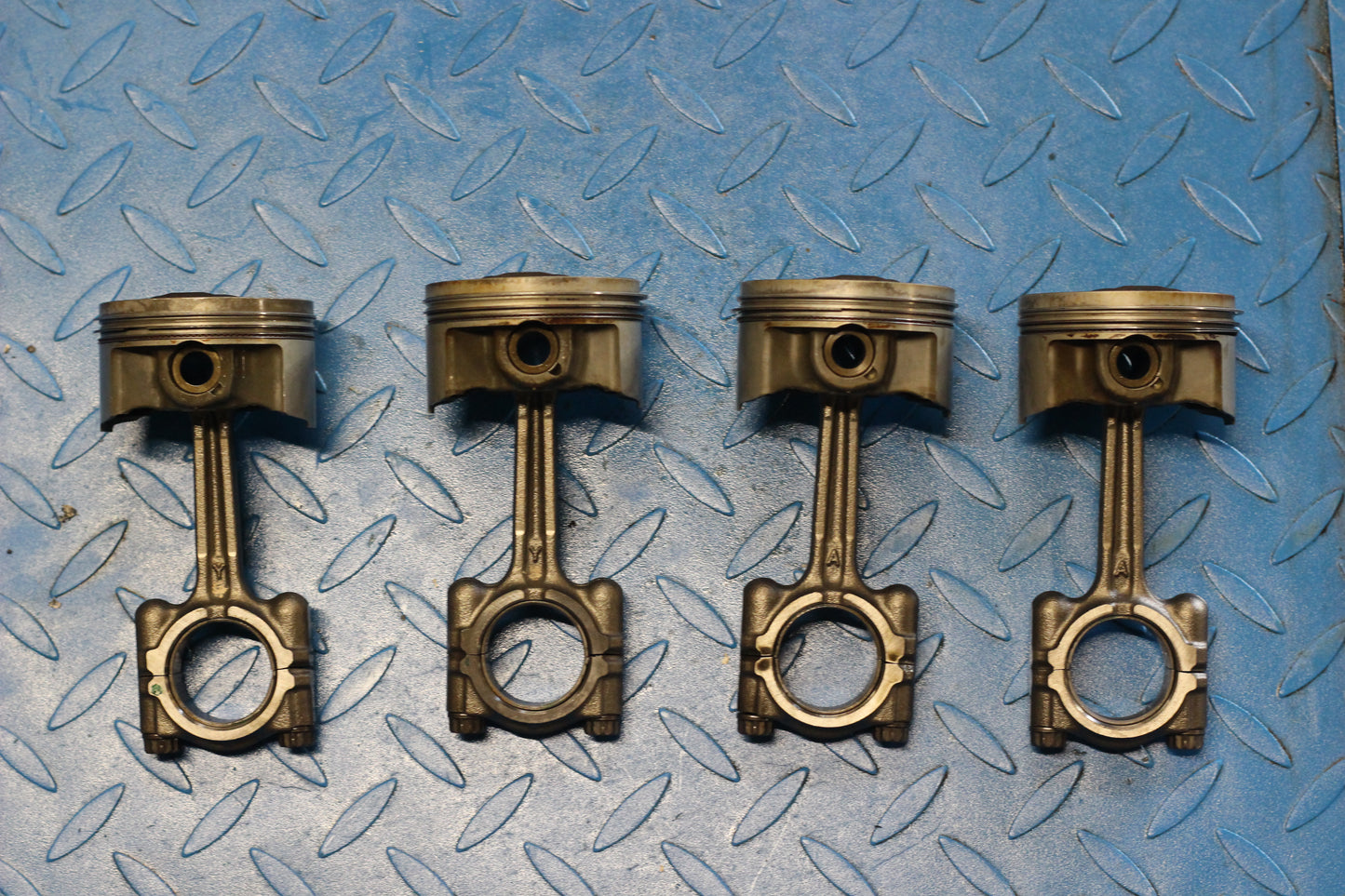 Pistons + Bielles Yamaha XJ6 2008 à 2016