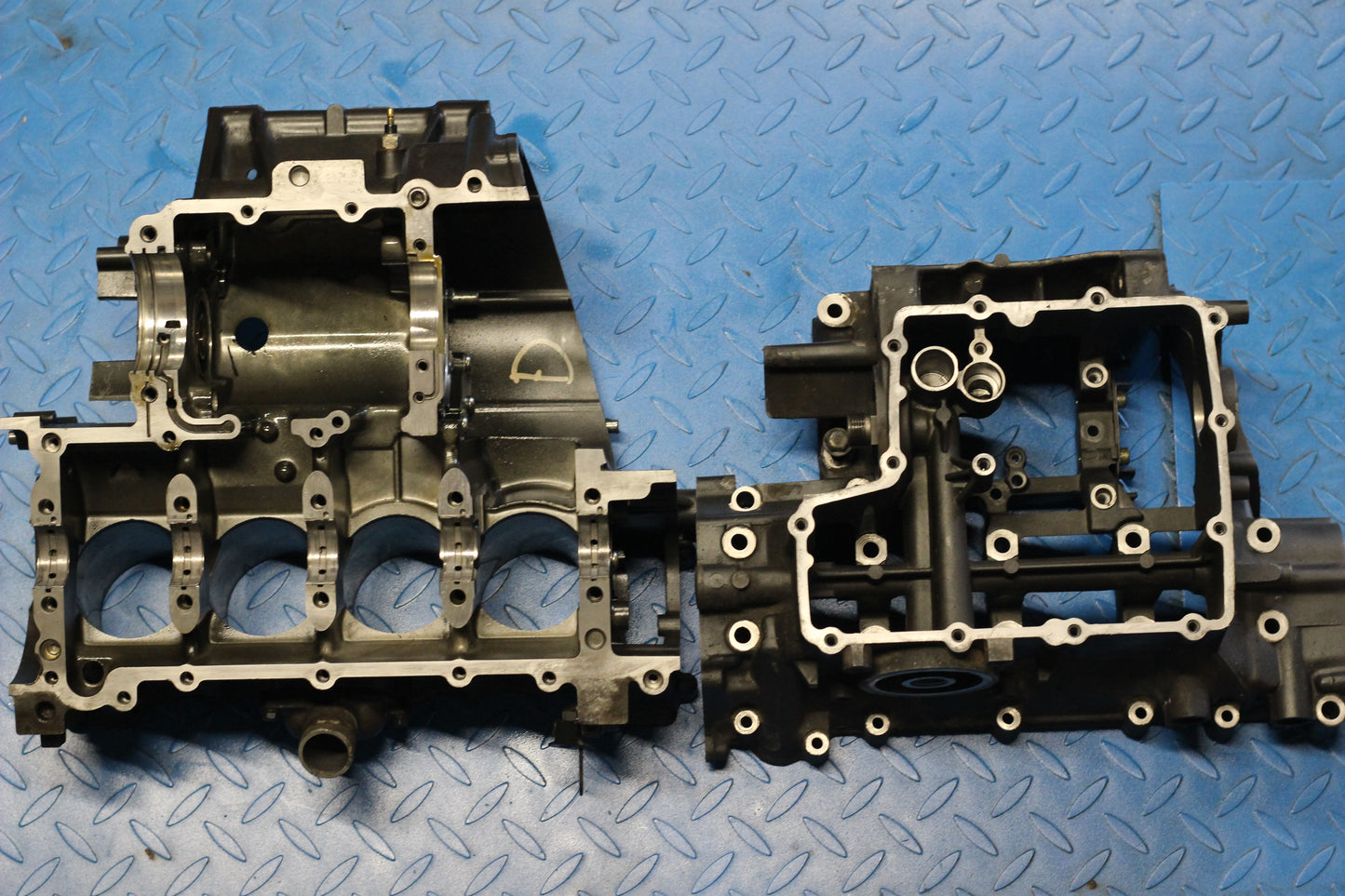 Carter moteur Yamaha XJ6 2008 à 2016