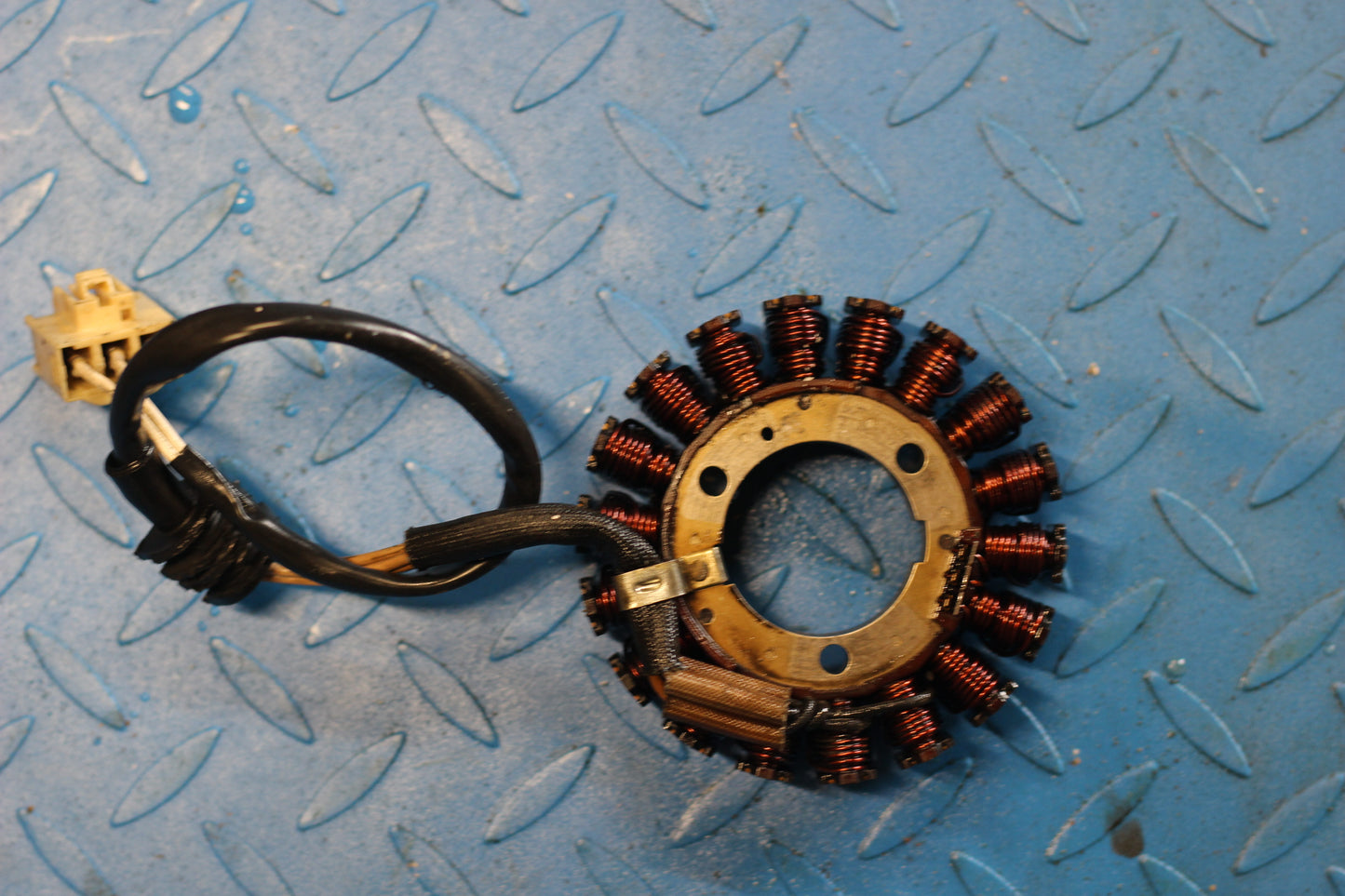 Stator Yamaha XJ6 2008 à 2016