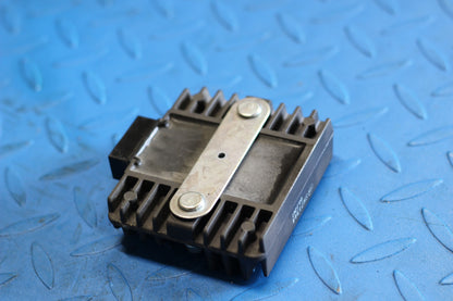 Régulateur de tension Yamaha XJ6 2008 à 2016